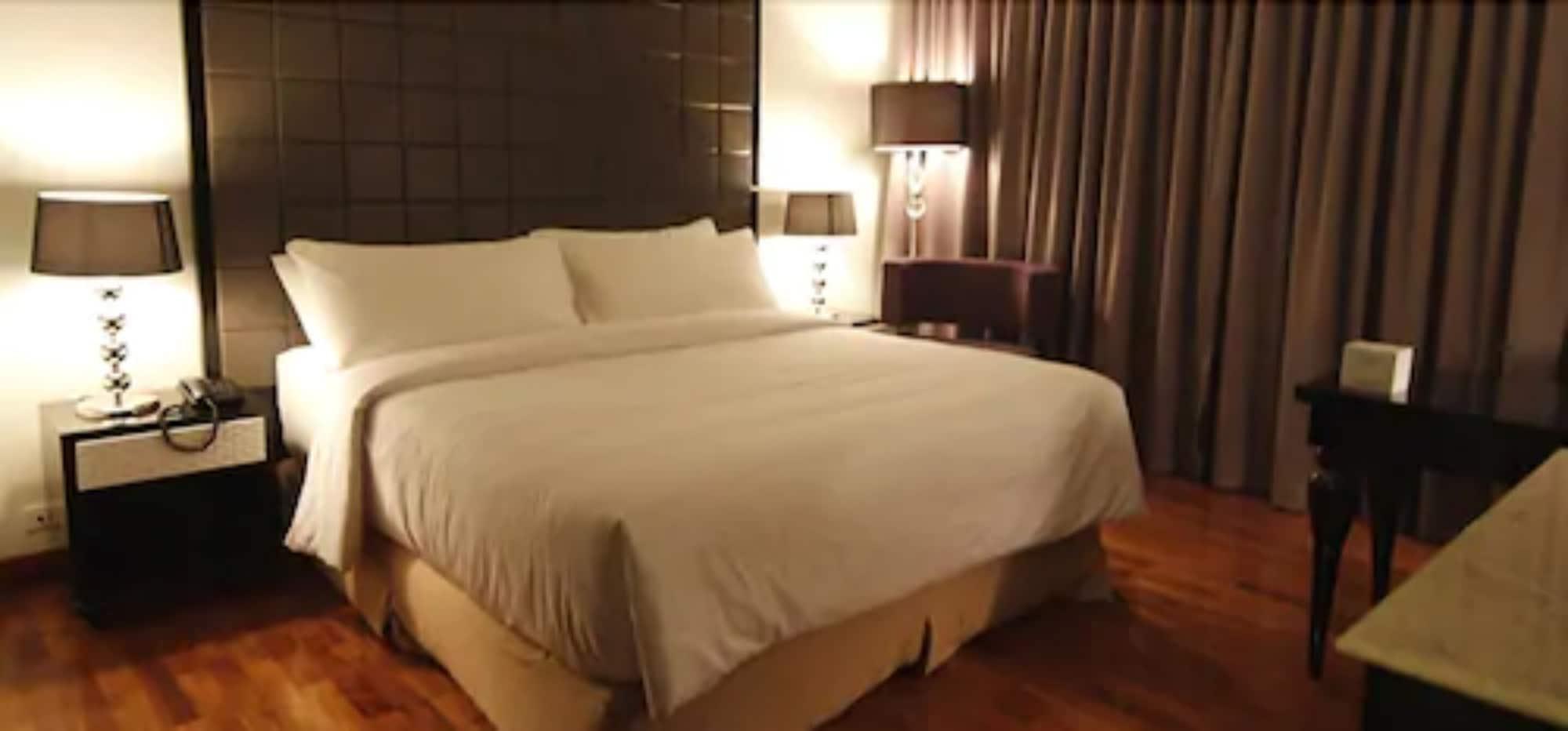 Hotel Diradja Jakarta Exteriör bild