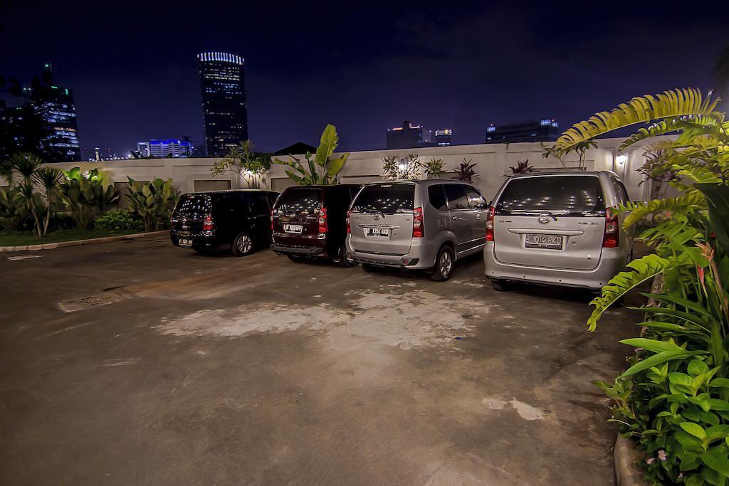 Hotel Diradja Jakarta Exteriör bild