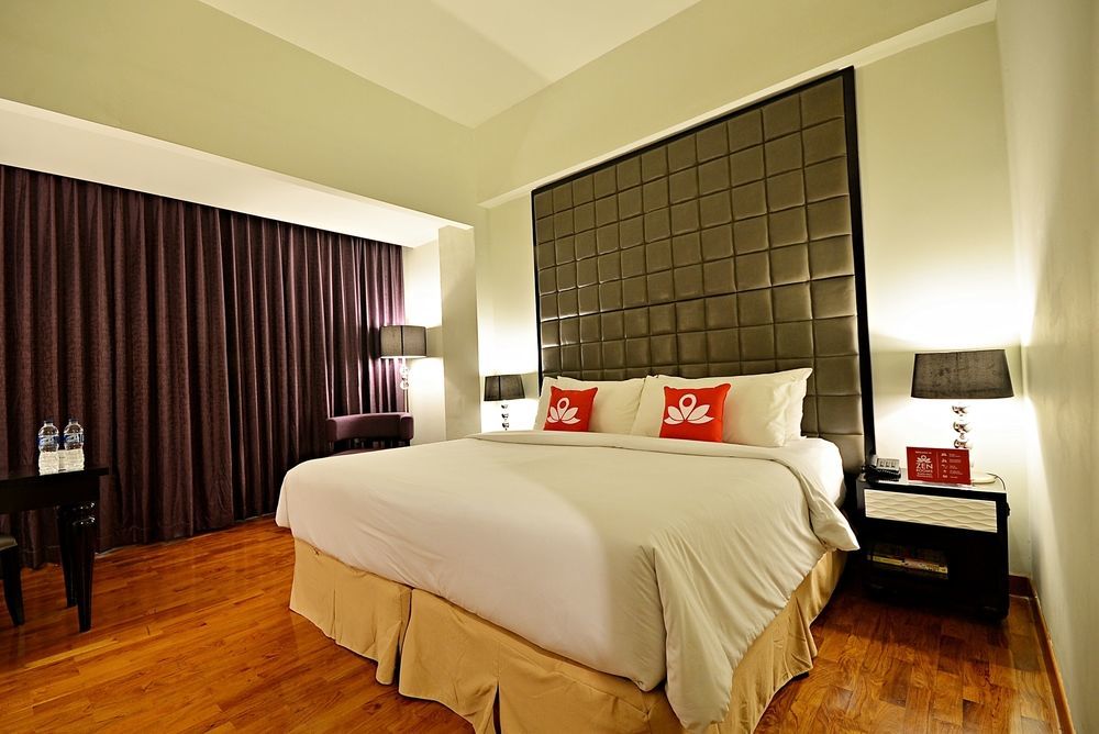 Hotel Diradja Jakarta Exteriör bild